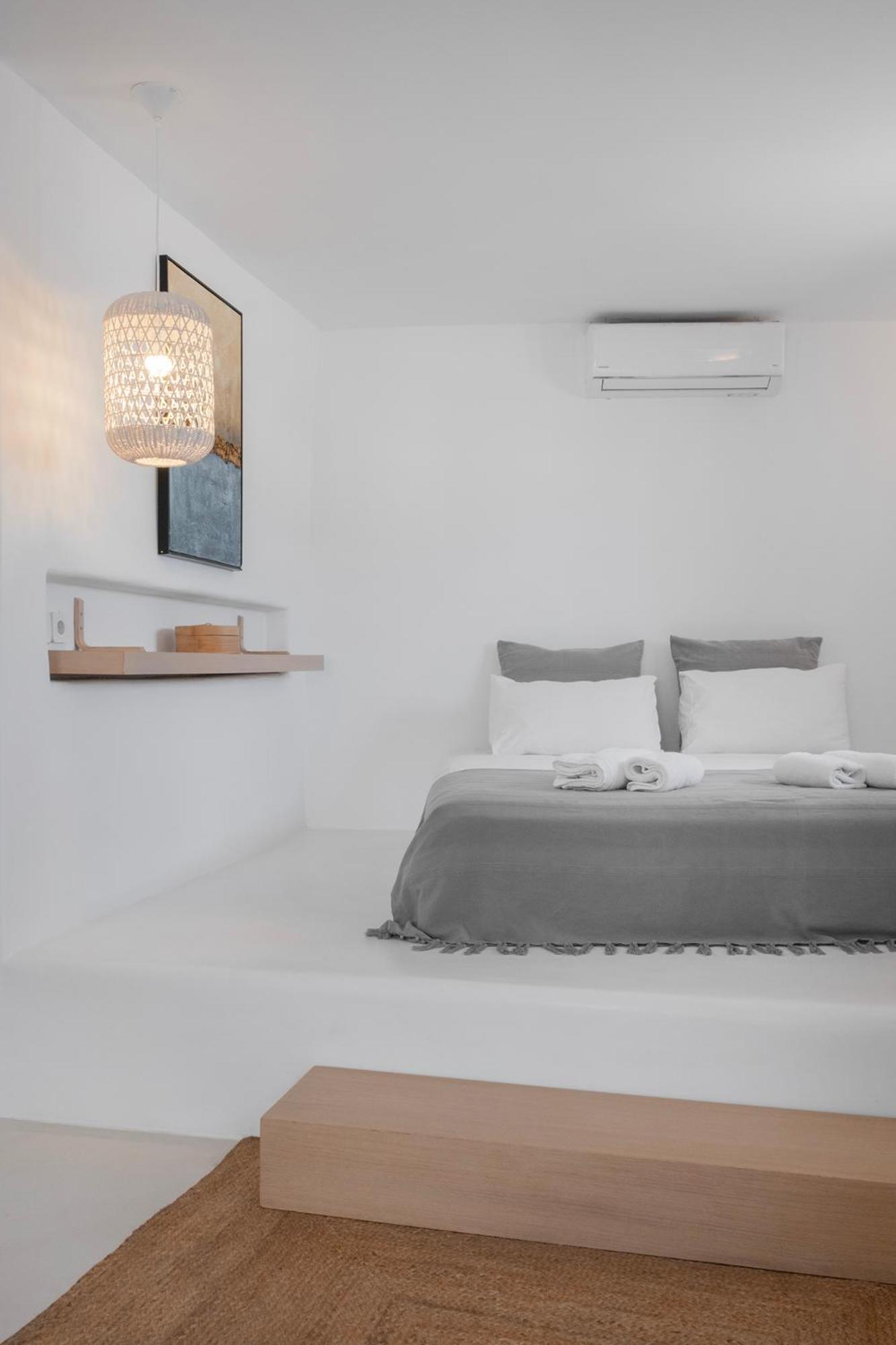 Mymykonos